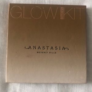 ⭐️ 3/$15 ABH Sun Dipped Glow Kit
